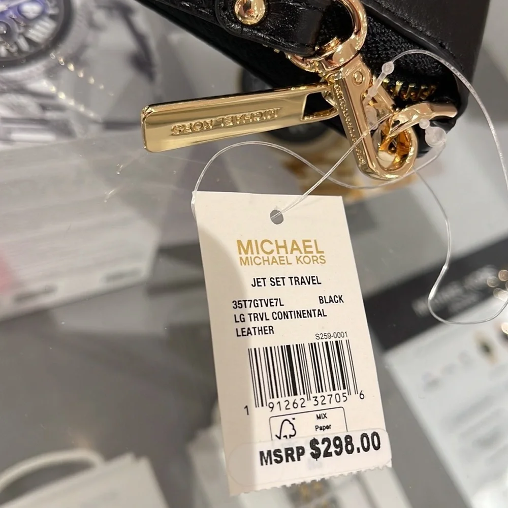 MICHAEL KORS LARGE TRAVEL CONTINENTAL WRISTLET WALLET PHONEHOLDER BLACK /Gold